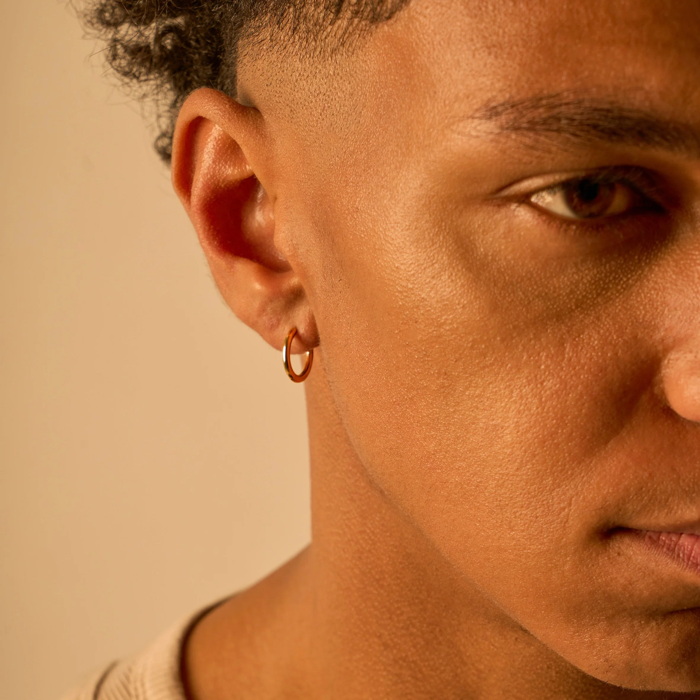 L'anneau vermeil 2.0 | Boucle d'oreille – Image 3
