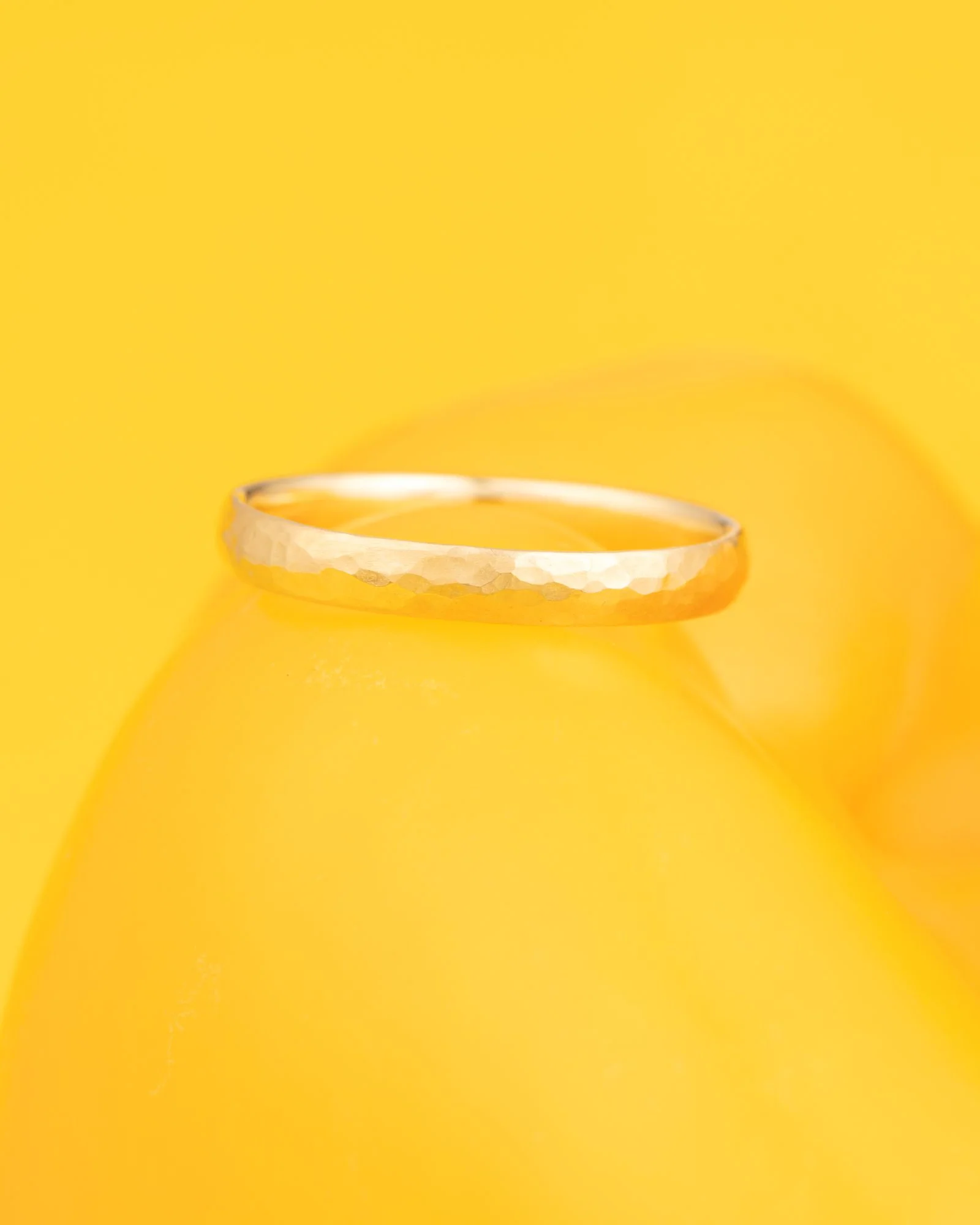 Demi-jonc confort 3mm martelé – Image 2